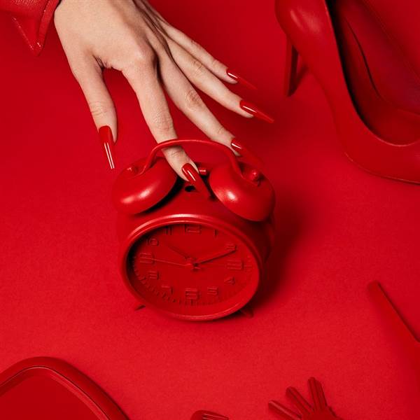 SMALTO SEMIPERMANENTE SHELLAC Poppy Fields